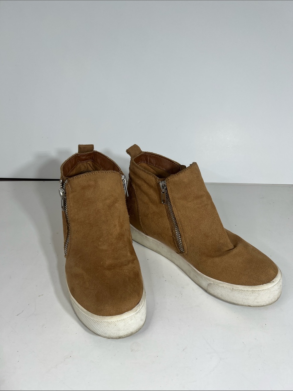 Soda Brown/Tan Suede Ankle Sneaker